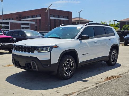 New 2026 Jeep Cherokee Laredo AWD/4WD image 4