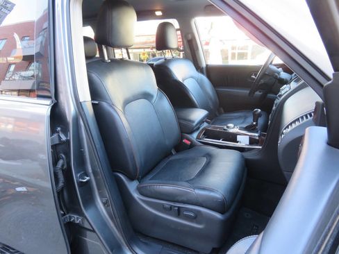 Used 2019 Nissan Armada SL w/ Premium Package image 11