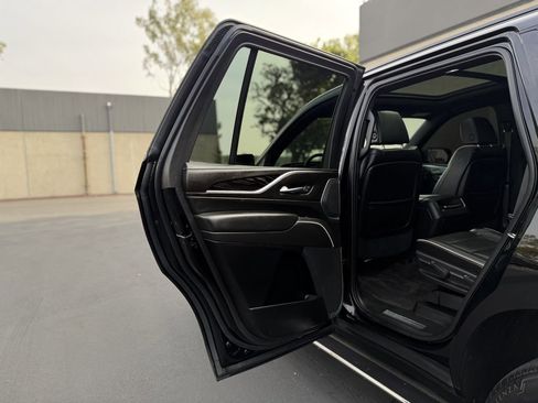 Used 2021 Cadillac Escalade Sport image 19