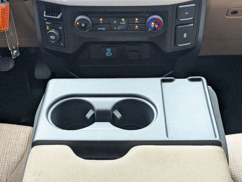 Used 2023 Ford F150 XLT AWD/4WD image 18