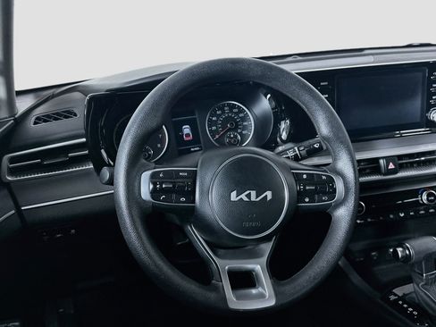 Used 2023 Kia K5 LXS FWD image 18