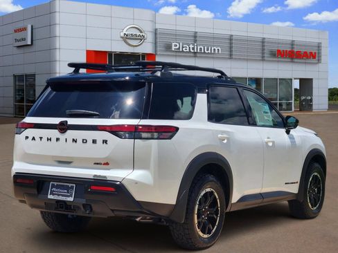 New 2026 Nissan Pathfinder Rock Creek AWD/4WD image 4