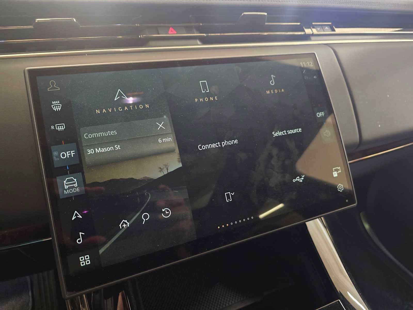 Used 2025 Land Rover Range Rover Sport SE AWD/4WD image 27