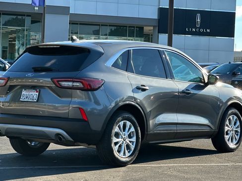 Certified 2024 Ford Escape Active image 2