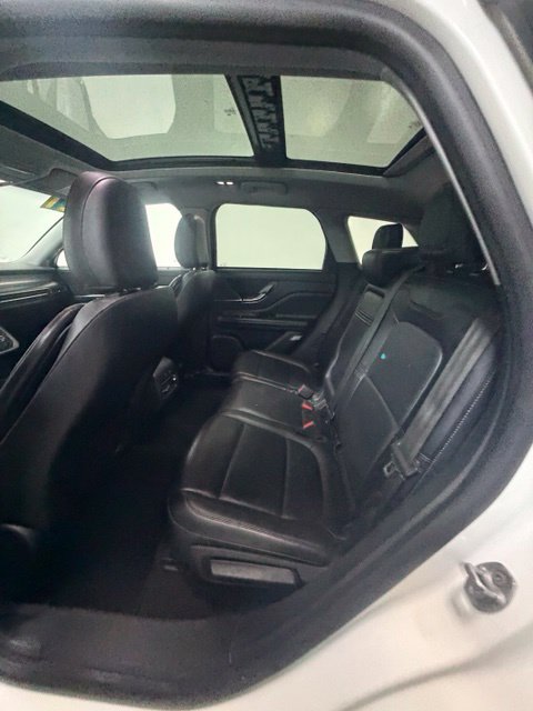 Used 2021 Lincoln Corsair AWD w/ Sport Package image 27