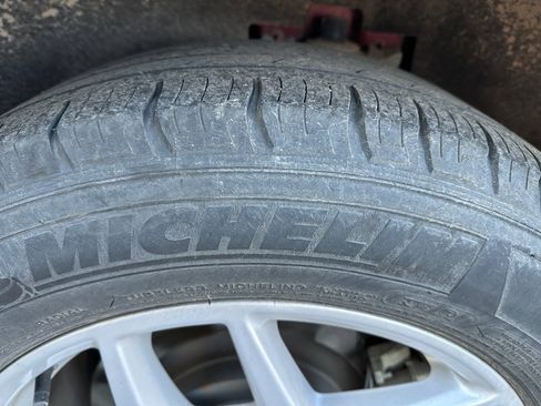 Certified 2024 Ford Edge SEL w/ Convenience Package image 16