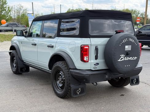 Used 2023 Ford Bronco Black Diamond AWD/4WD image 6
