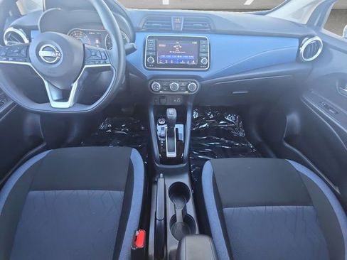 Used 2025 Nissan Versa SV w/ Trunk Package image 20