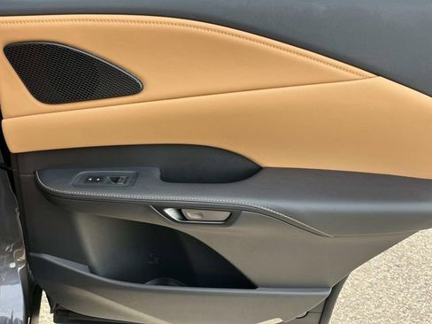 Used 2025 Lexus RX 350 Premium w/ Accessory Package (Z1) FWD image 24