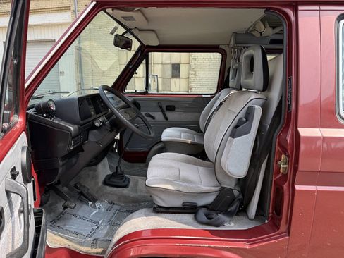 Used 1988 Volkswagen Vanagon GL image 29