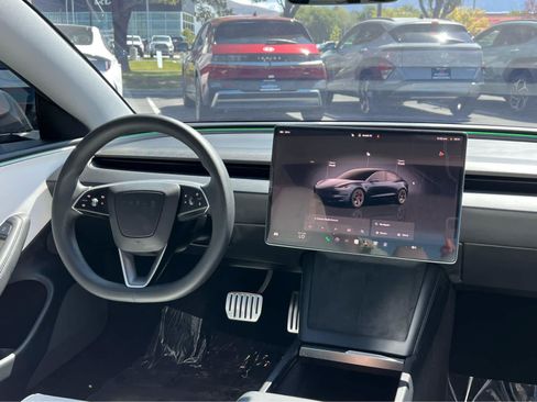 Used 2024 Tesla Model 3 Performance AWD/4WD image 24