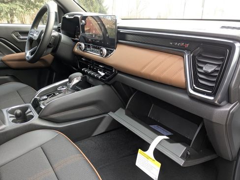 New 2026 GMC Canyon AT4 image 26