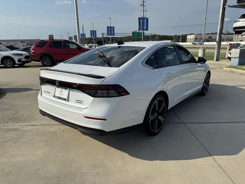 Certified 2025 Honda Accord Sport image 8