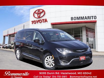 Used 2019 Chrysler Pacifica Touring-L w/ Advanced Safetytec Group