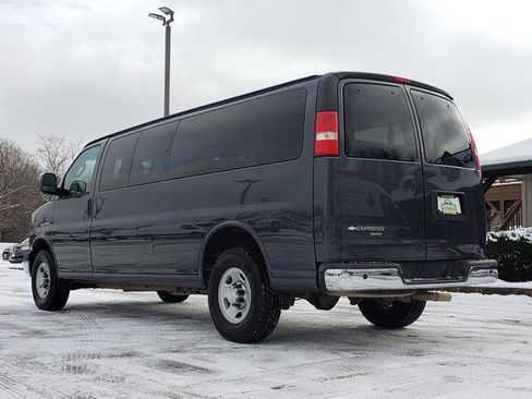 Used 2016 Chevrolet Express 3500 LT w/ LT Preferred Equipment Group image 3