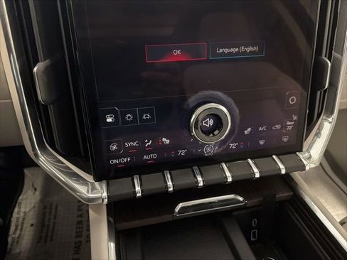 Used 2025 GMC Acadia Denali w/ Super Cruise Package image 32