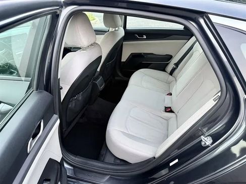 Used 2022 Kia K5 LXS image 13