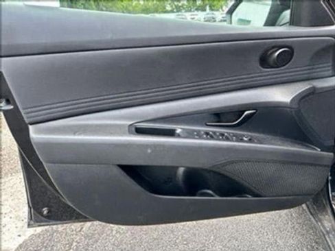 New 2025 Hyundai Elantra Sport image 19