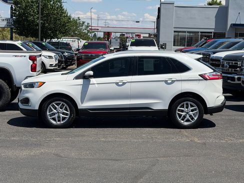 Used 2023 Ford Edge SEL w/ Convenience Package AWD/4WD image 2