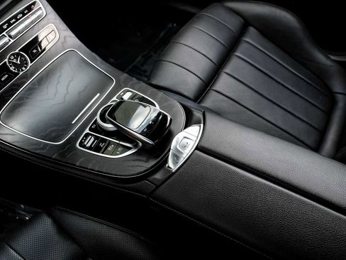 Used 2018 Mercedes-Benz E 400 Cabriolet image 30