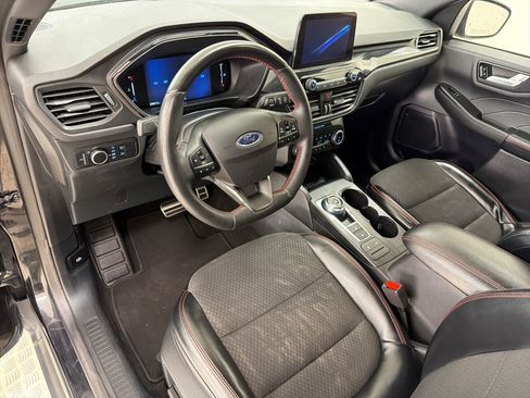 Used 2024 Ford Escape ST-Line AWD/4WD image 4