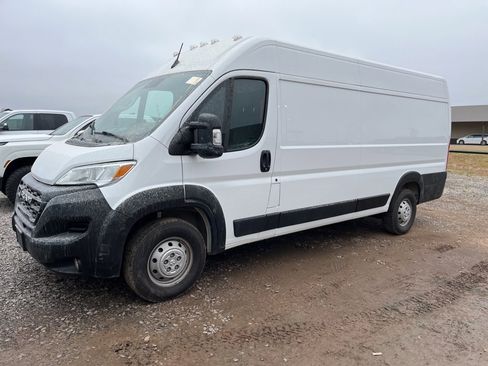 Used 2023 RAM ProMaster 3500 w/ Driver Convenience Group image 2