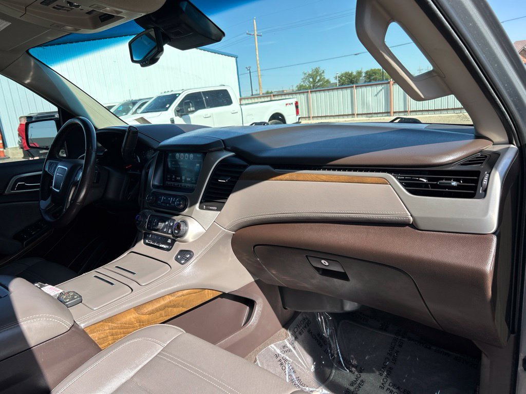 Used 2019 GMC Yukon XL Denali AWD/4WD image 50