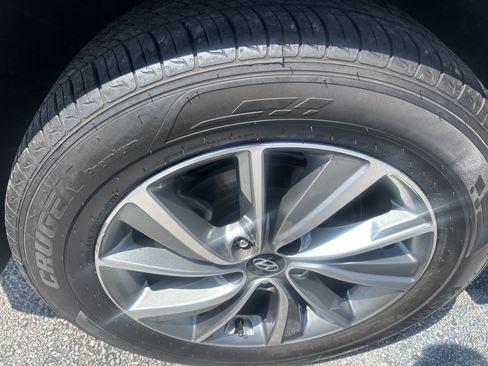 Used 2019 Hyundai Santa Fe FWD image 50