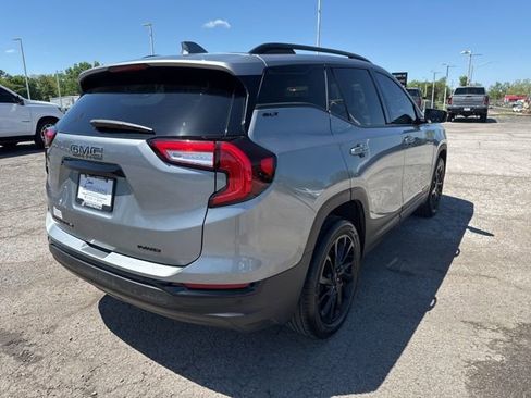 Used 2023 GMC Terrain SLT w/ Infotainment Package II AWD/4WD image 14