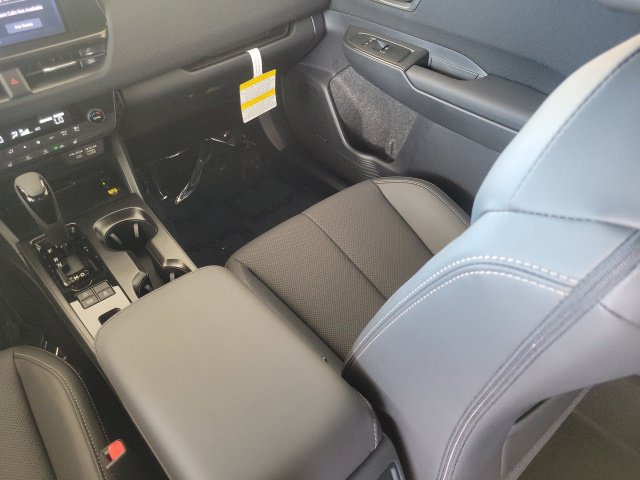 New 2026 Subaru Outback Limited AWD/4WD image 11