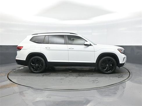 Used 2022 Volkswagen Atlas SE image 8