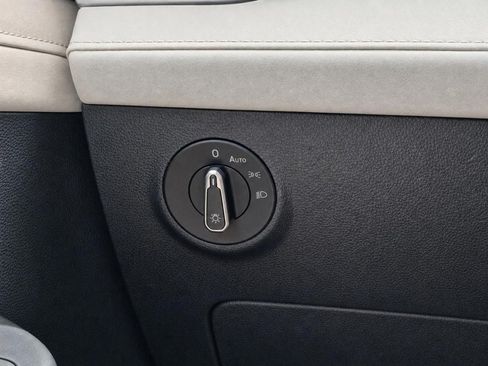 New 2026 Volkswagen Taos SE AWD/4WD image 26