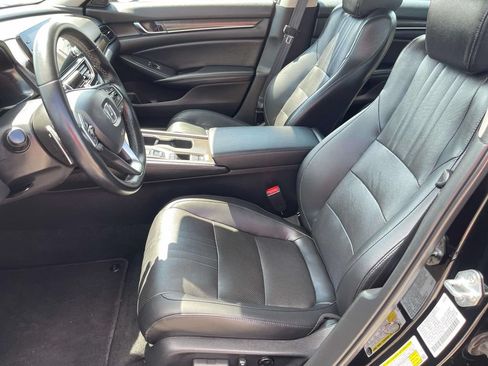 Used 2022 Honda Accord Touring image 35