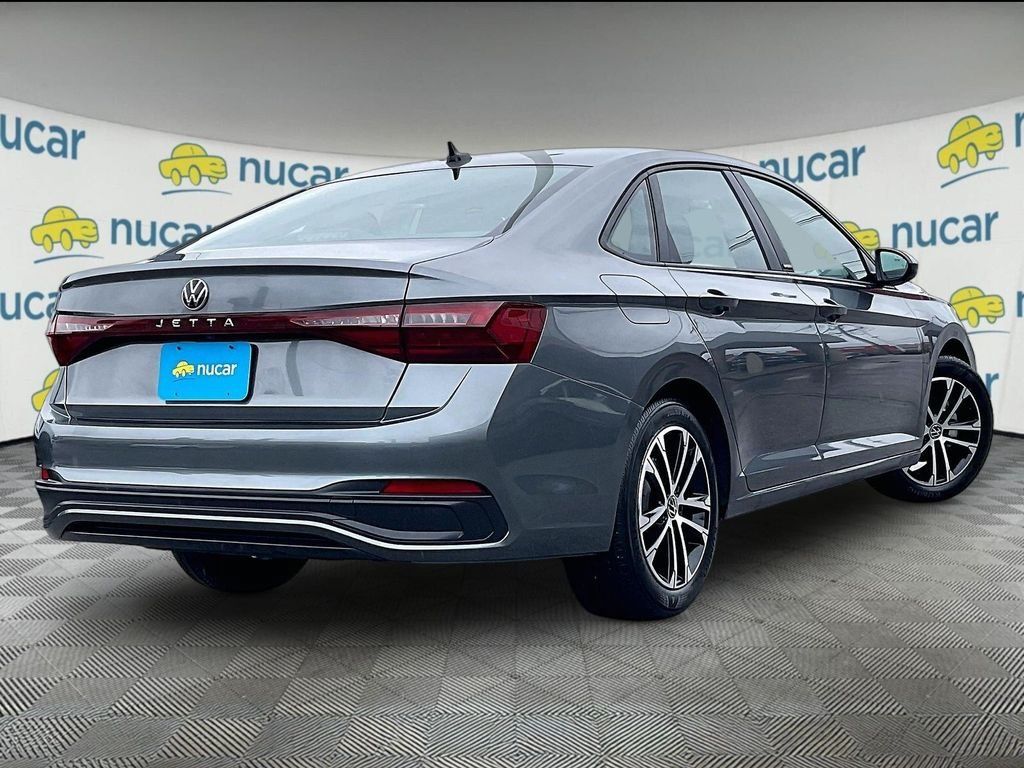 Used 2026 Volkswagen Jetta Sport FWD image 6