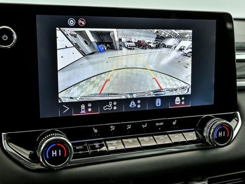 New 2026 GMC Canyon Elevation w/ Convenience Package image 15