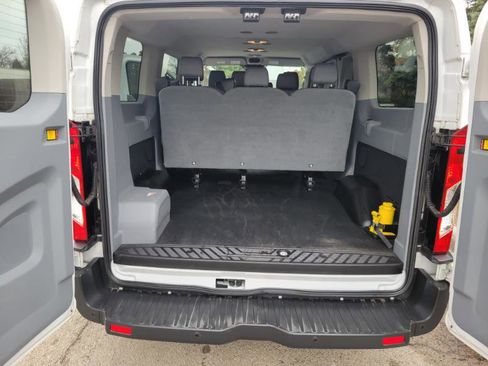 Used 2016 Ford Transit 150 XL image 30