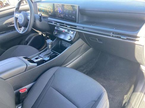 Used 2025 Hyundai Tucson SEL image 24