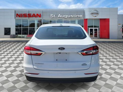 Used 2020 Ford Fusion SE FWD image 3