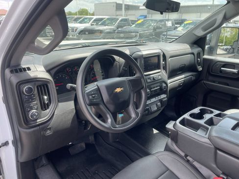 Used 2022 Chevrolet Silverado 2500 W/T w/ WT Convenience Package AWD/4WD image 11