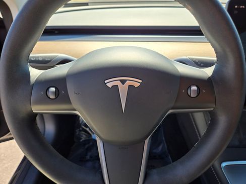 Used 2023 Tesla Model 3 Standard Range image 20