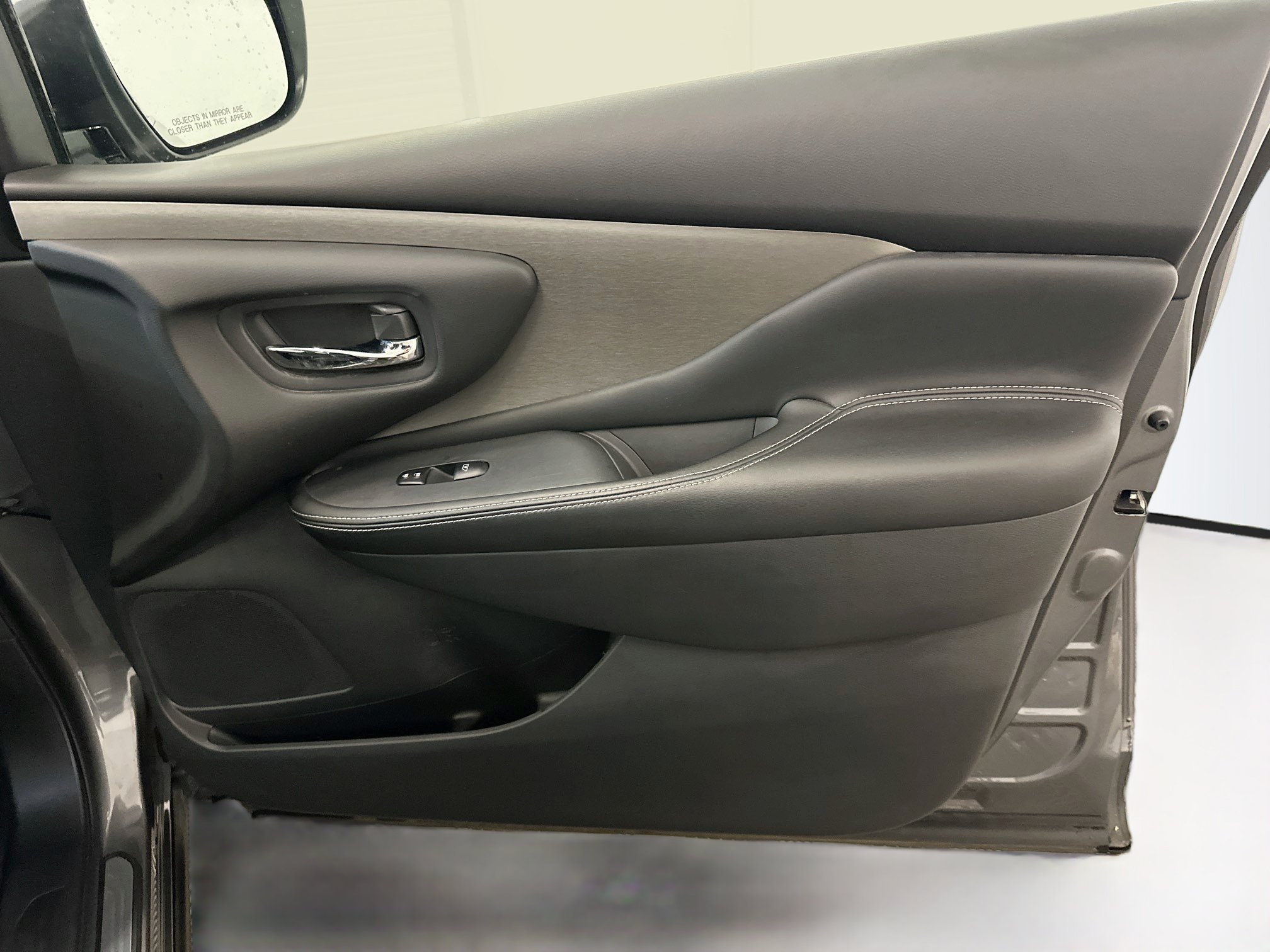 Used 2023 Nissan Murano S AWD/4WD image 32