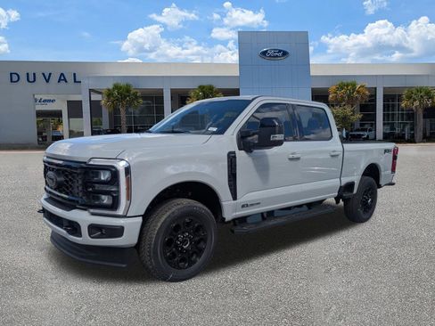 New 2026 Ford F250 Lariat w/ Black Appearance Package image 8