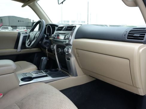 Used 2012 Toyota 4Runner SR5 RWD image 20