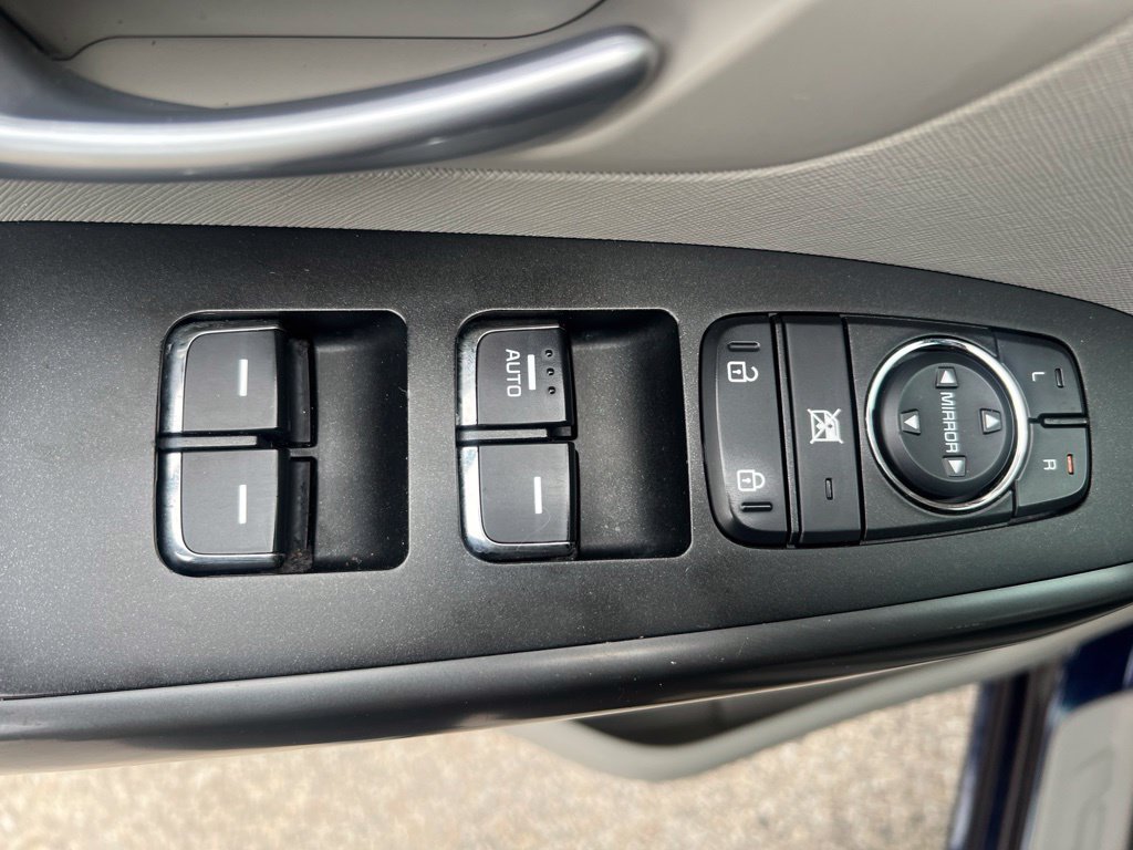 Used 2019 Kia Sedona EX FWD image 44