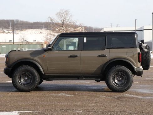 New 2025 Ford Bronco Badlands image 5