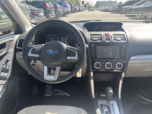 Used 2017 Subaru Forester 2.5i Premium w/ All-Weather Package AWD/4WD image 2