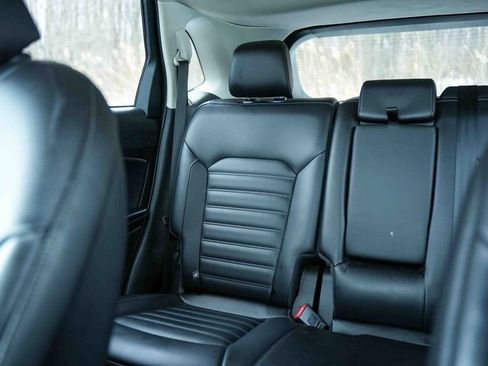 Used 2023 Ford Edge SEL w/ Convenience Package image 44