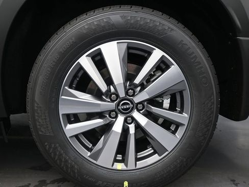 New 2026 Nissan Pathfinder SL AWD/4WD image 3