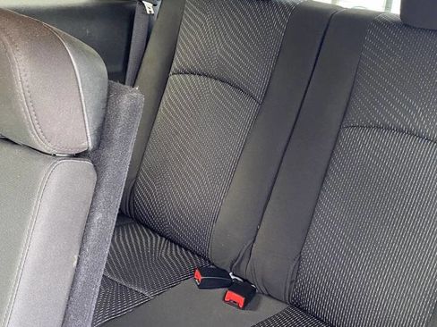 Used 2019 Dodge Journey SE w/ Blacktop Package FWD image 14