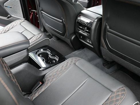Used 2023 Jeep Grand Cherokee L Summit AWD/4WD image 11